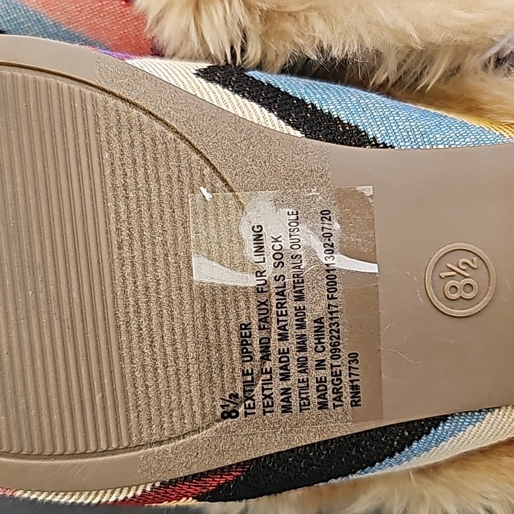 Universal Thread Shoes - Picture 4 of 4